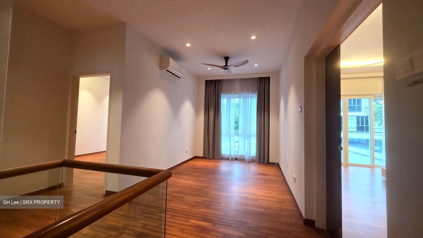 Ponggol Seventeenth Avenue (D19), Detached #498945501
